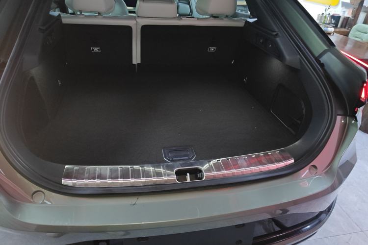 Used Zeekr 001 2024 WE Edition 100 kWh Rear-Drive
