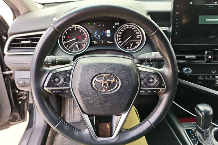 Used Toyota Camry 2021 2.0G Luxury Edition
