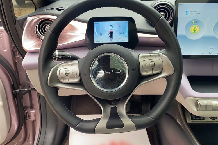 Used BYD Dolphin 2021 405 km Fashion Edition
