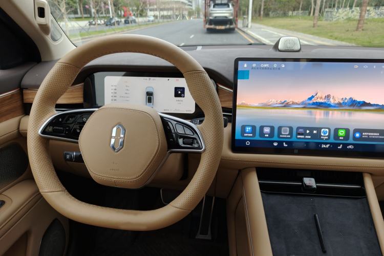 Used Hima AITO M7 2024 1.5T Intelligent Driving 4WD Max Edition 5 Seats
