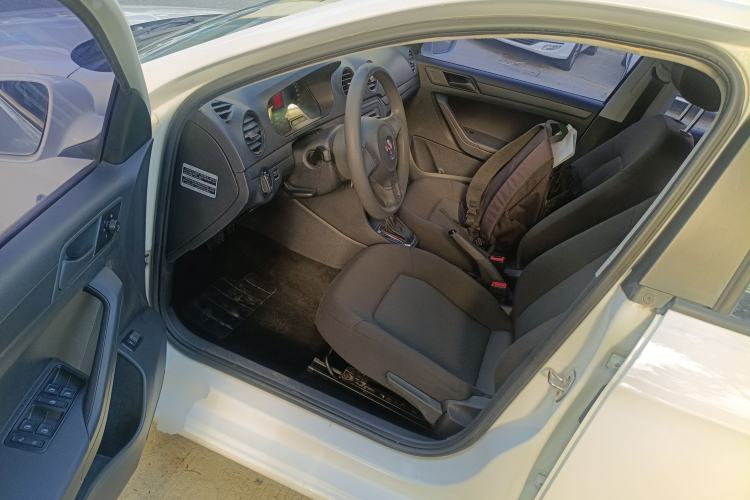 Used Volkswagen Jetta 2015 Value Edition 1.6L Automatic Fashion Version
