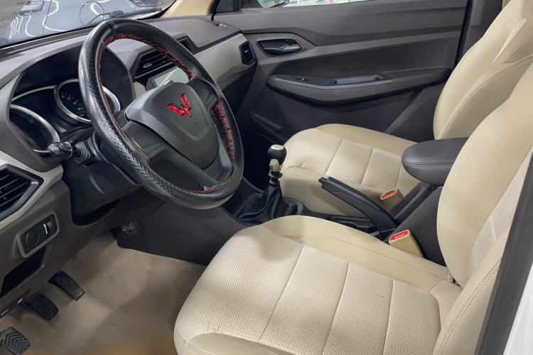 Used Wuling Hongguang 2021 1.5L Revised S Standard Version with Electric Power Steering LAR
