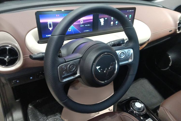 Used Wuling Bingo 2023 410 km Lingxi Deluxe Edition
