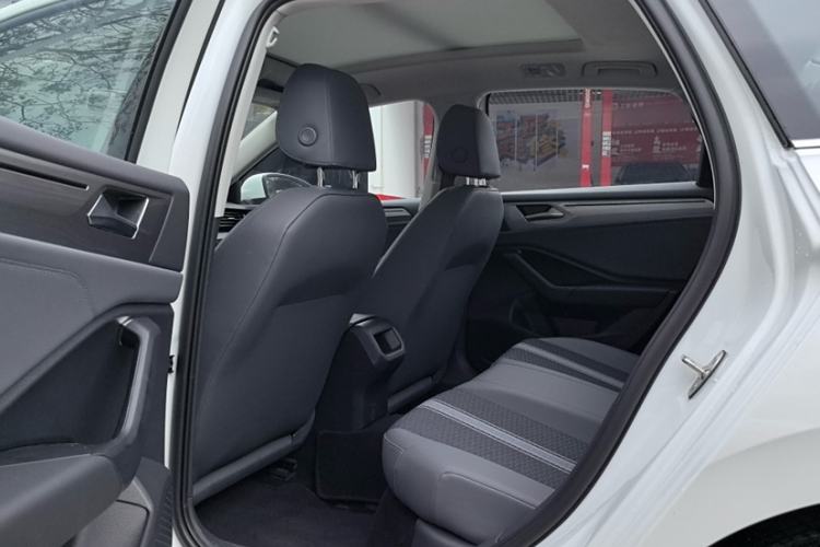 Used Volkswagen Sagitar 2025 300TSI DSG Flyover Edition
