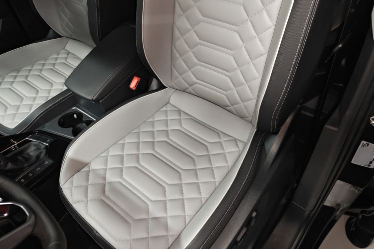 Used Volkswagen Tayron 2024 330TSI Two-Wheel Drive R-Line High-Energy Version
