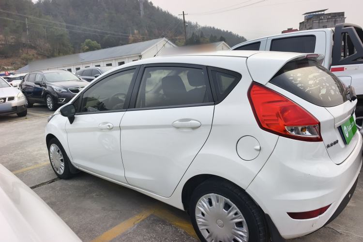 Used Ford Fiesta 2013 Hatchback 1.5L Manual Fashion Edition
