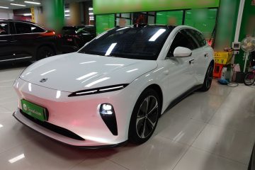Used Nio ET5T 2023 75 kWh Touring
