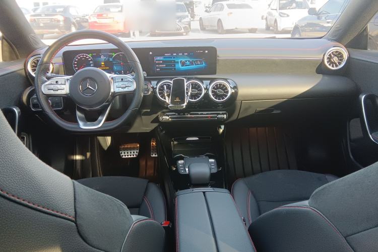 Used Mercedes-Benz CLA 2022-Year Updated CLA 200