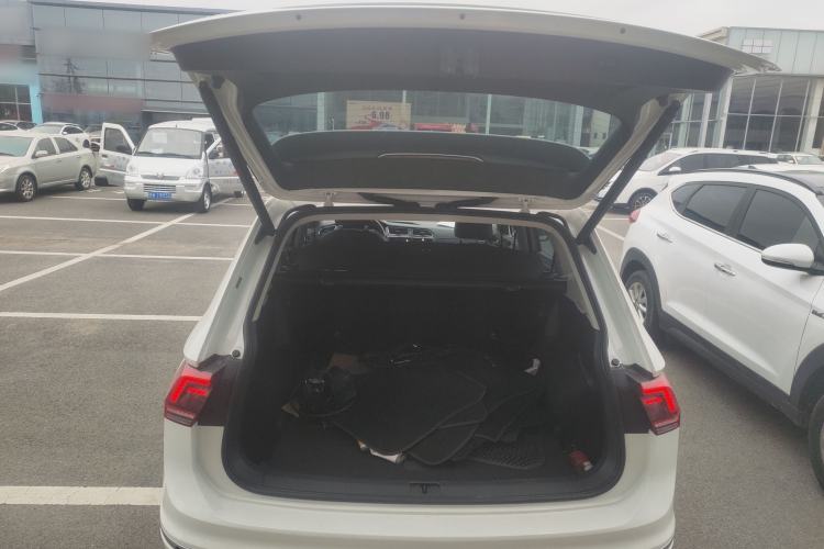 Used Volkswagen Tiguan L 2019 330TSI Automatic Two-Wheel Drive R-Line Flagship Edition China V Standard
