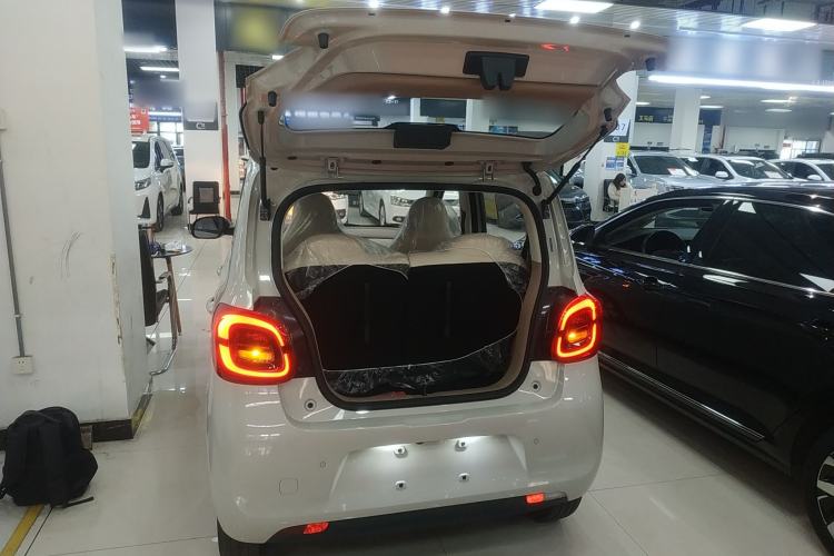 Used Wuling Hongguang MINIEV 2025 Four-Door Version Advanced Edition
