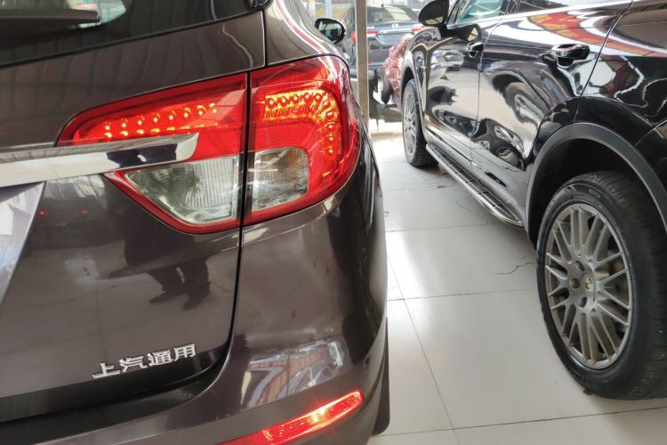 Used Buick Envision 2017 28T Four-Wheel Drive Elite Model
