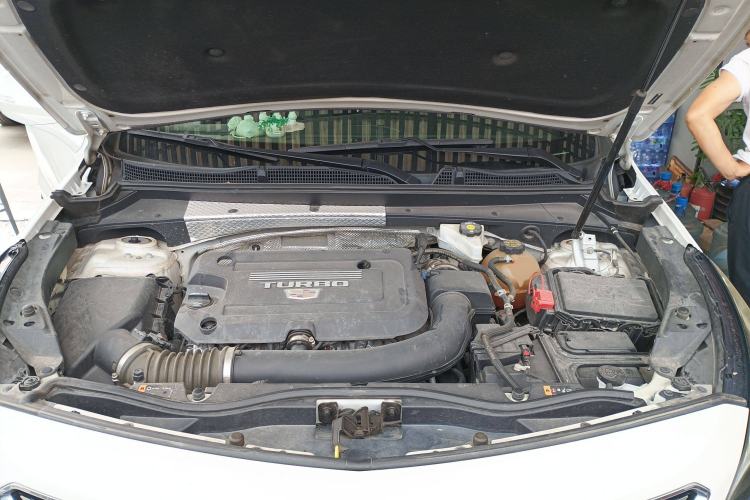 Used Cadillac XT4 2021 28T Two-Wheel Drive Leading Version
