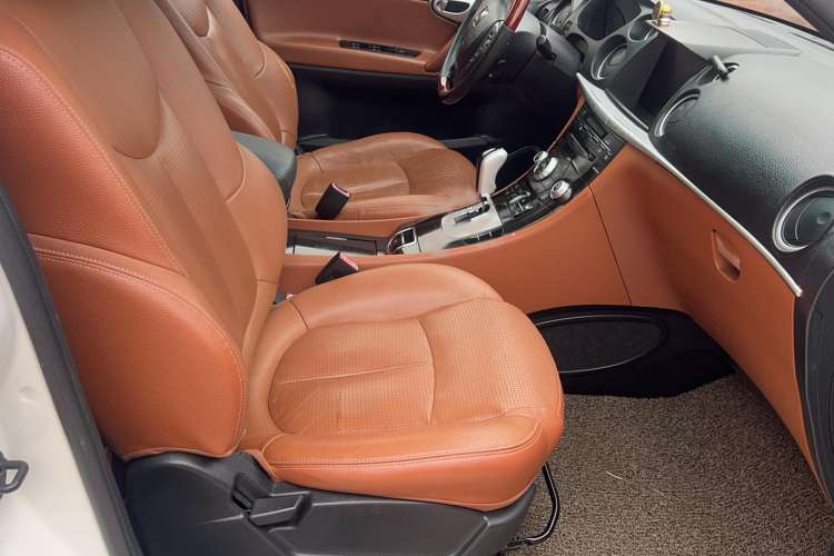 Used Luxgen Great 7 SUV 2011 2.2T Two-Wheel Drive Smart Version
