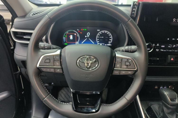 Used Toyota Highlander 2024 2.5L Smart Electric Hybrid Dual-Engine Four-Wheel Drive Prestige Version – 7 Seats
