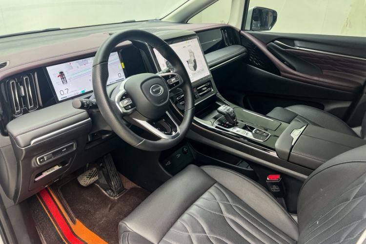 Used GAC Trumpchi M8 2024 Master Series 400T Prestige Edition
