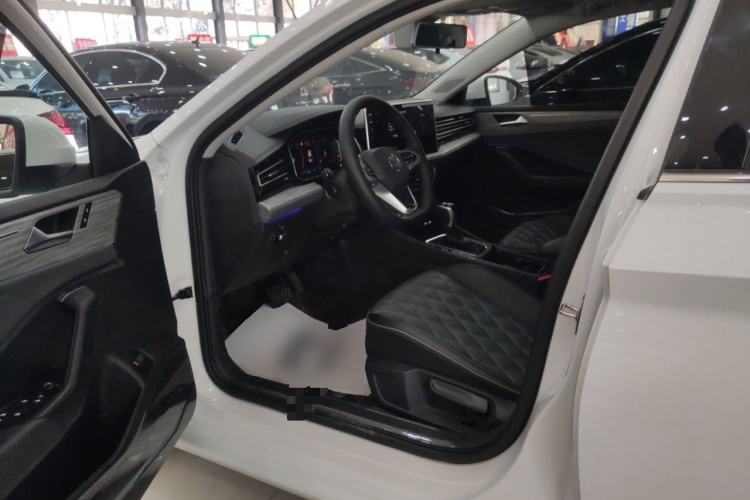 Used Volkswagen Sagitar 2024 300TSI DSG Excellence Edition