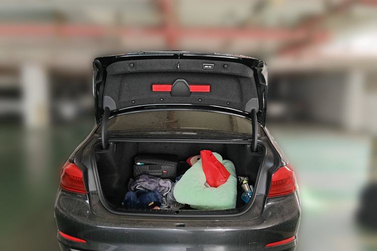 Used BMW 5 Series 2019 530Li Luxury Edition Premium Package
