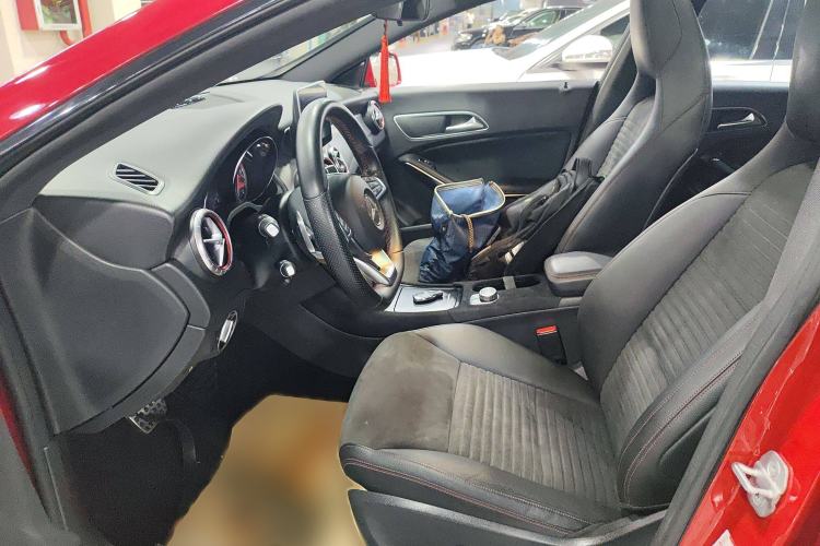 Used Mercedes-Benz CLA 2015 CLA 220 4MATIC
