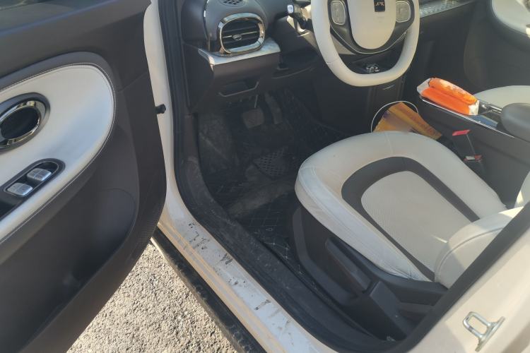 Used  3 2024 Beloved Edition 505 km Air