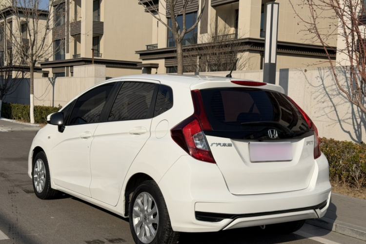 Used Honda Fit 2018 1.5L CVT Comfort Sunroof Version
