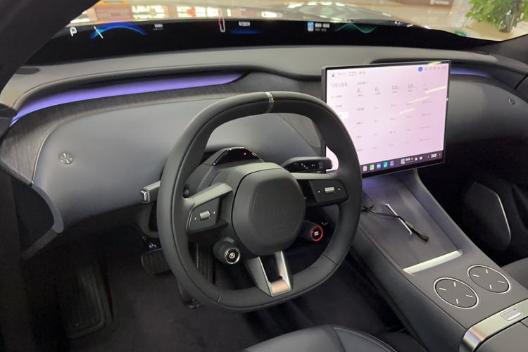 Used  YU7 2025 Ultra-Long Range Rear-Wheel Drive Version
