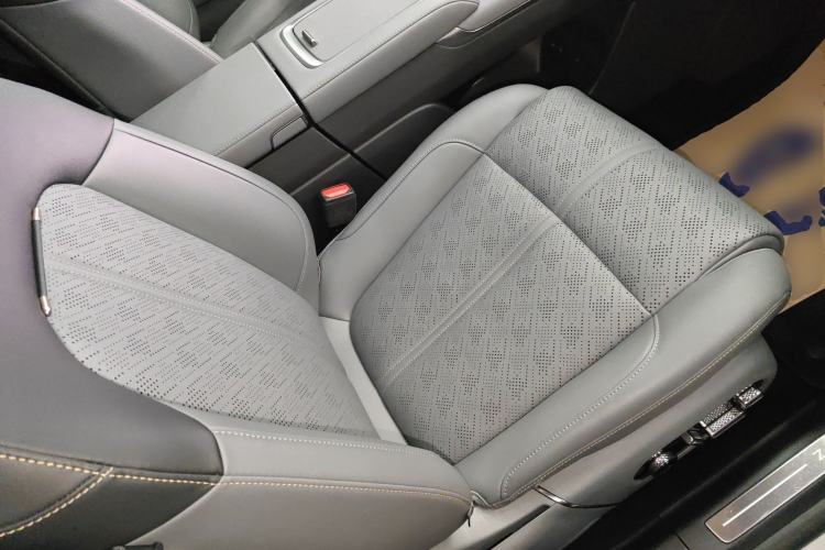 Used Zeekr 7X 2025 100kWh Long-Range All-Wheel Drive Intelligent Driving Version