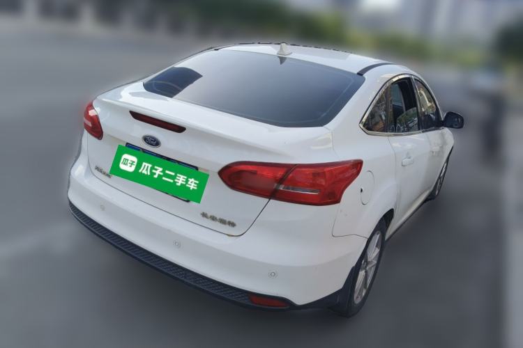 Used Ford Focus 2017 Sedan 1.6L Automatic Fashion Edition Smart Drive Version
