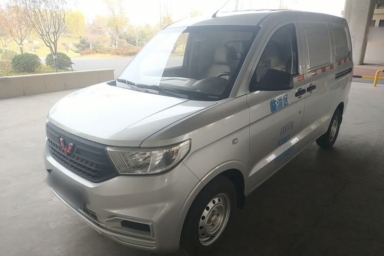 Used Wuling Hongguang V 2021 1.5L Jingqu Edition Enclosed-Window Vehicle LAR
