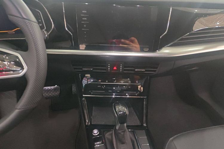 Used Volkswagen Passat 2024 330TSI Elite Edition
