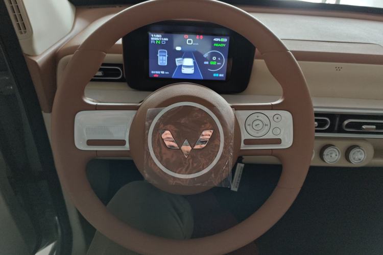 Used Wuling Hongguang MINIEV 2024 3rd Generation 215km Youth Edition
