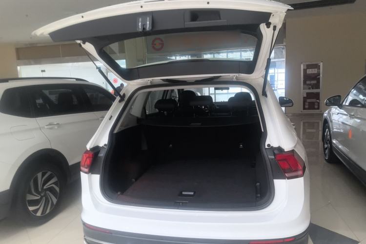 Used Volkswagen Tiguan L 2022 330TSI Automatic Two-Wheel Drive Comfort Edition
