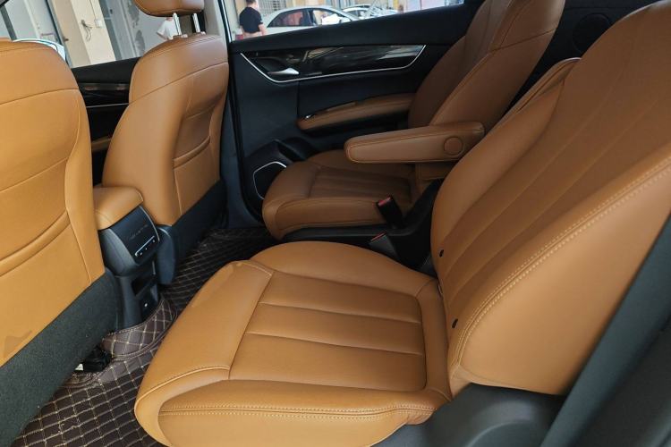 Used BYD Song MAX 2018 1.5T Automatic Smart Connect Luxury 6-Seater
