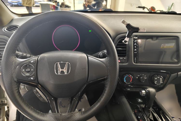 Used Honda Vezel 2020 1.5L CVT Pioneer Edition