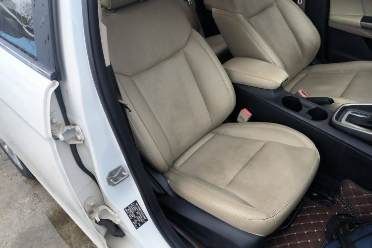 Used Ford Escort 2015 1.5L Automatic Fashion Model
