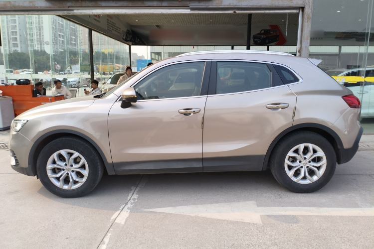 Used BORGWARD BX5 2017 20TGDI Automatic Two-Wheel Drive Pioneer Edition