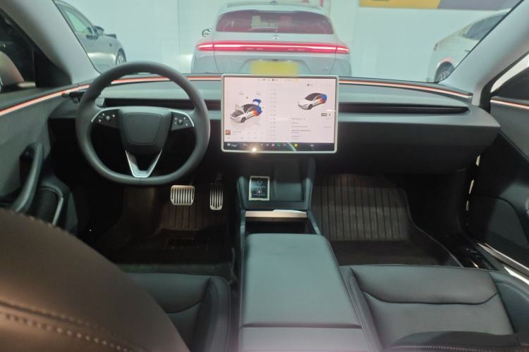 Used Tesla Model 3 2023 Rear-Wheel-Drive Version
