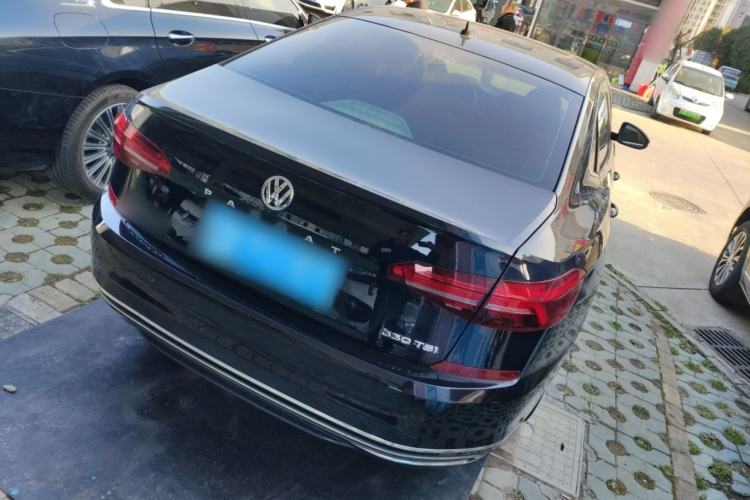 Used Volkswagen Passat 2019 330TSI Elite Edition China VI
