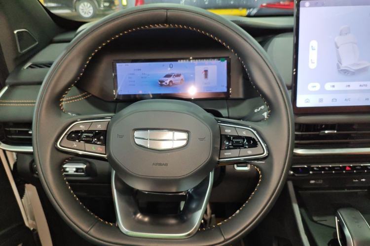 Used Geely Auto Haoyue L 2024 2.0T DCT Flagship Version
