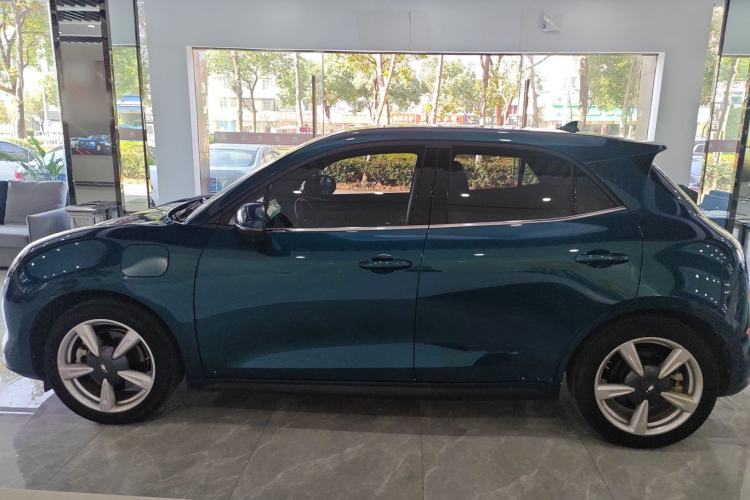 Used ORA Good Cat 2023 401 km Standard Range Comfort Version Lithium Iron Phosphate
