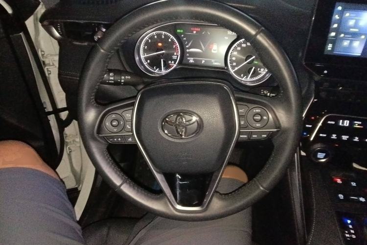 Used Toyota Venza 2023 2.0L CVT Two-Wheel Drive Luxury Edition
