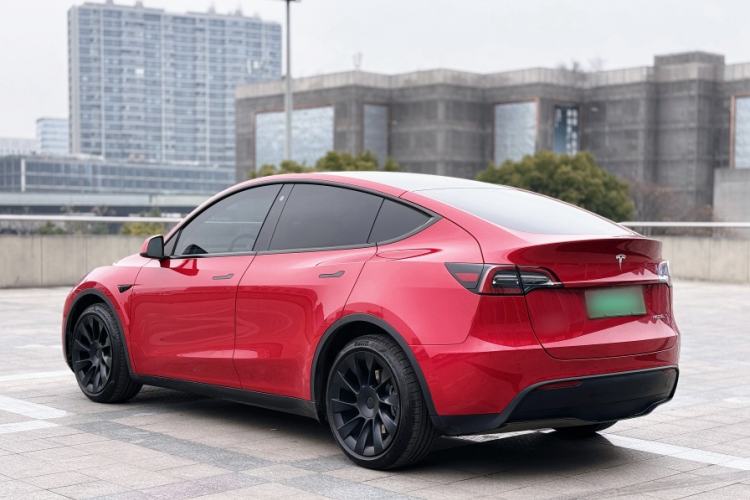 Used Tesla Model Y 2021 Long-Range All-Wheel-Drive Version