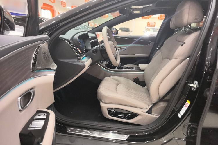 Used BYD Han 2025 EV with 701 km of Laser Radar-Enabled Intelligent Driving
