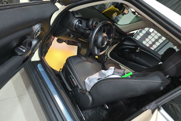 Used  MINI 2022 1.5T ONE
