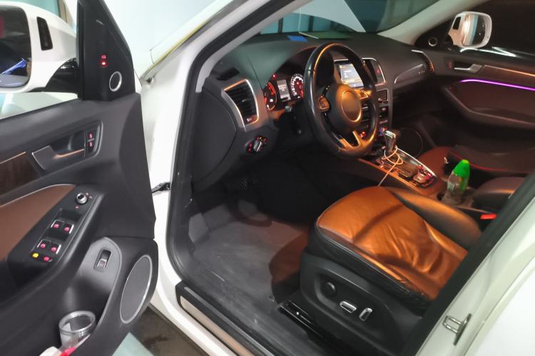 Used Audi Q5 2016 40 TFSI Comfort Model
