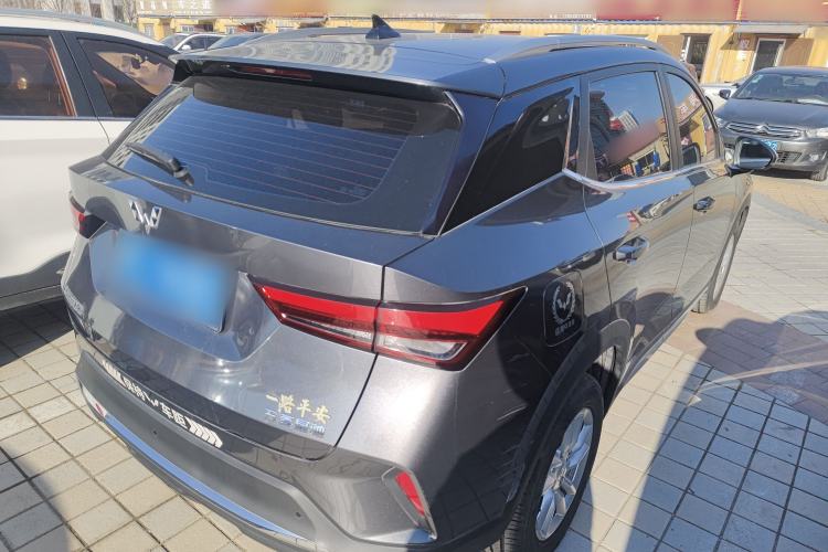 Used Wuling Alvez 2022 1.5L Manual Comfort Version
