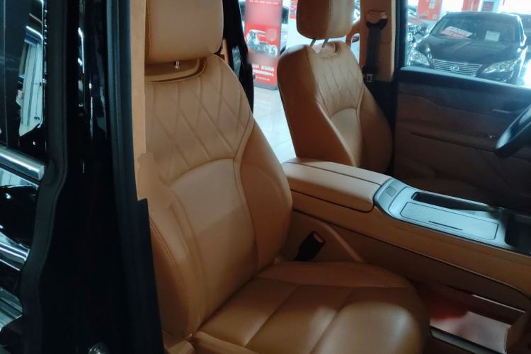 Used Wey Gaoshan 2025 Four-Wheel Drive Alpine 8
