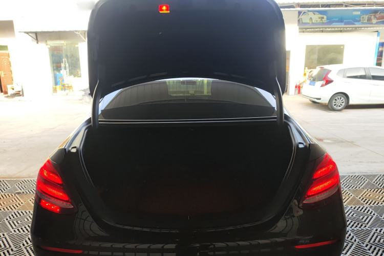 Used Mercedes-Benz E-Class 2018 Facelifted E 300 L Stylish Version
