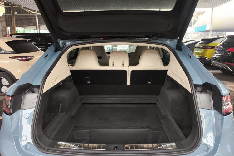 Used Hima Luxeed R7 2024 All-Electric 736 km Ultra
