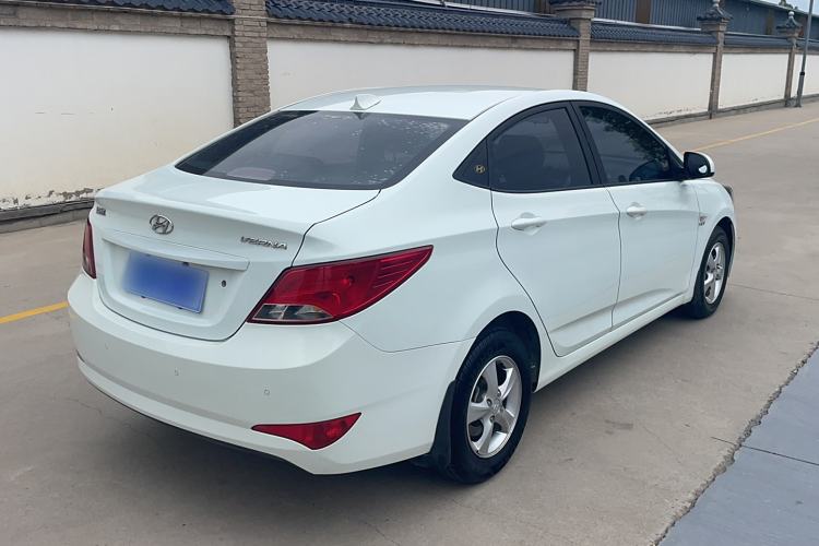 Used Hyundai Verna 2016 1.4L Manual Smart GLS Trim
