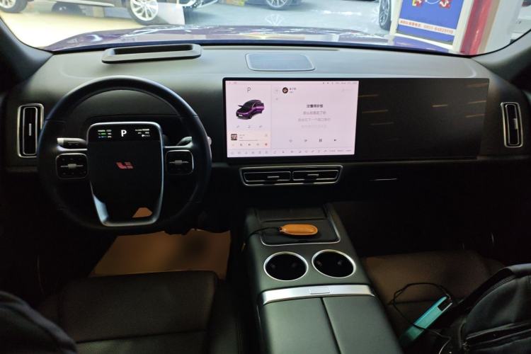 Used Li Auto L8 2023 Air model